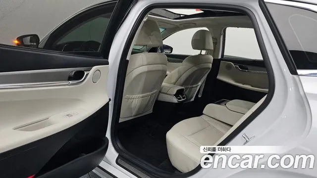 Hyundai Grandeur — Фото автомобиля 11