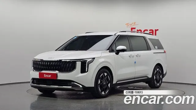 Фотография автомобиля — Kia Carnival Generation 4