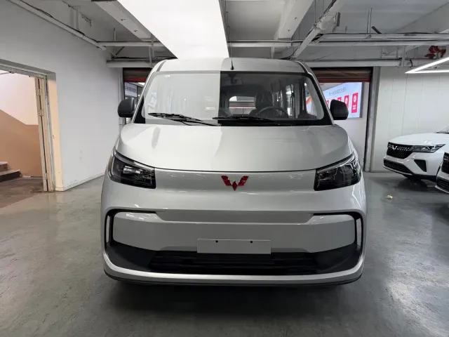 Wuling Yangguang Pro — Фото автомобиля 2