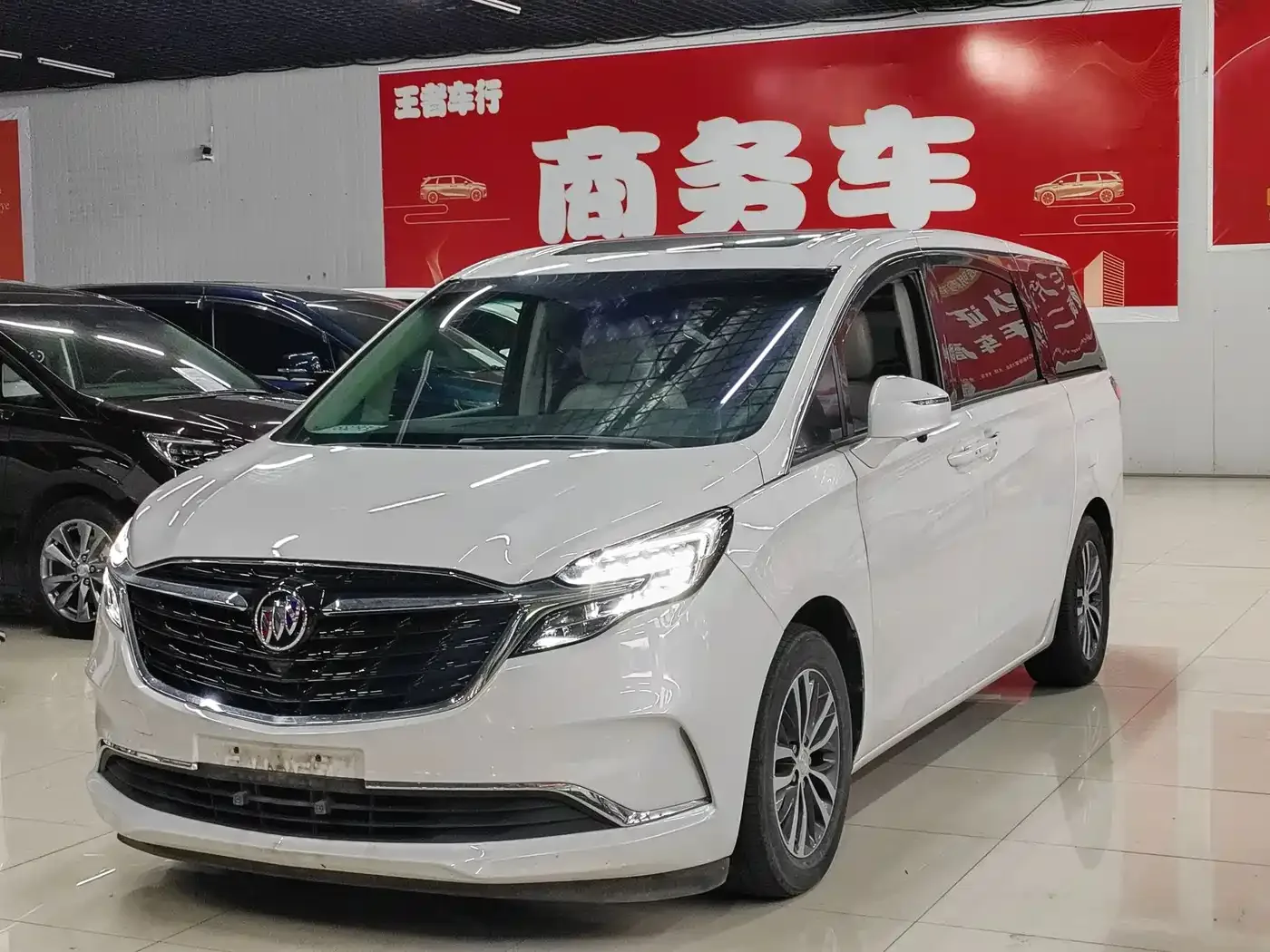Фотография автомобиля — Buick Buick GL8