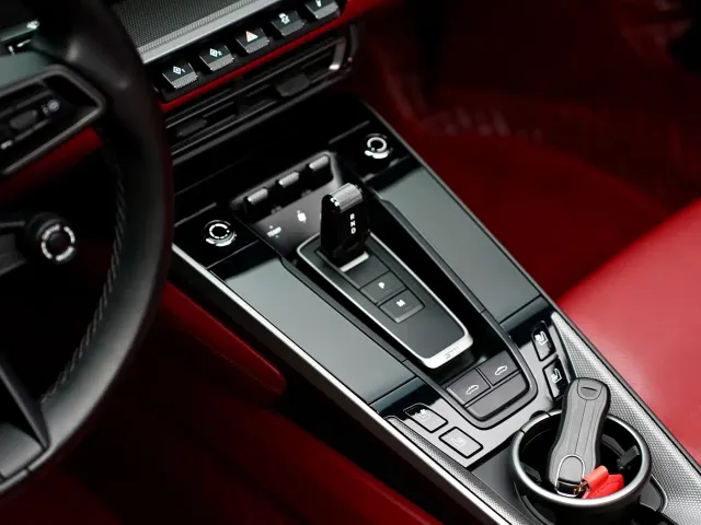 Porsche 911 — Фото автомобиля 12