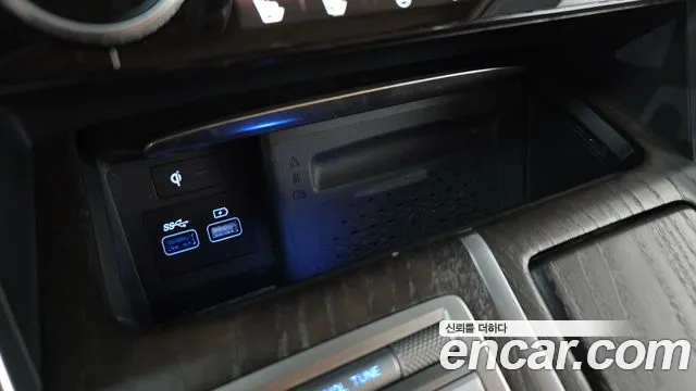 Genesis GV80 — Фото автомобиля 29