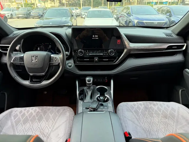 Toyota Crown Kluger — Фото автомобиля 9