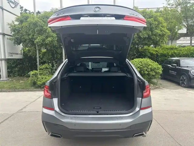 BMW 6 Series Gran Turismo — Фото автомобиля 12