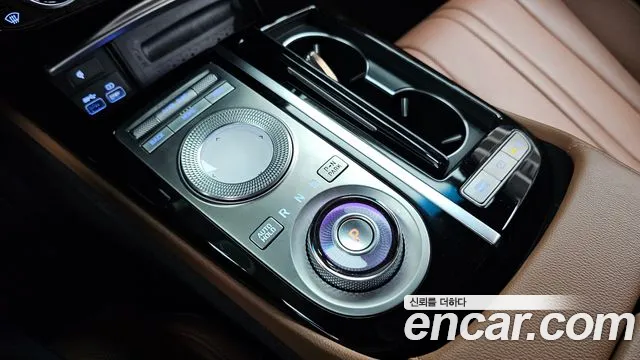 Genesis G80 Бензин 2.5 турбо AWD — Фото автомобиля 8