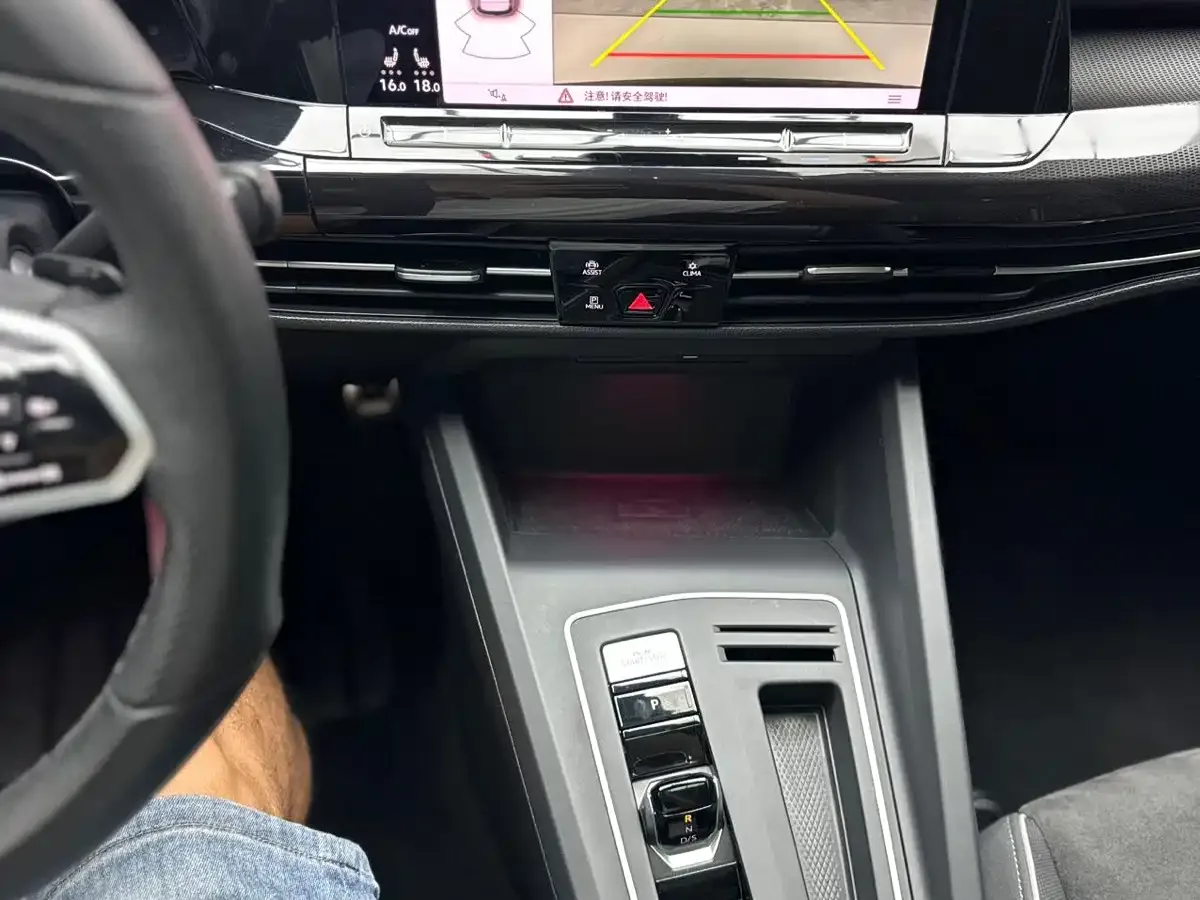 Volkswagen Golf 2021 280TSI DSG R-Line — Фото автомобиля 12