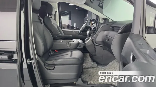 Hyundai Staria — Фото автомобиля 11