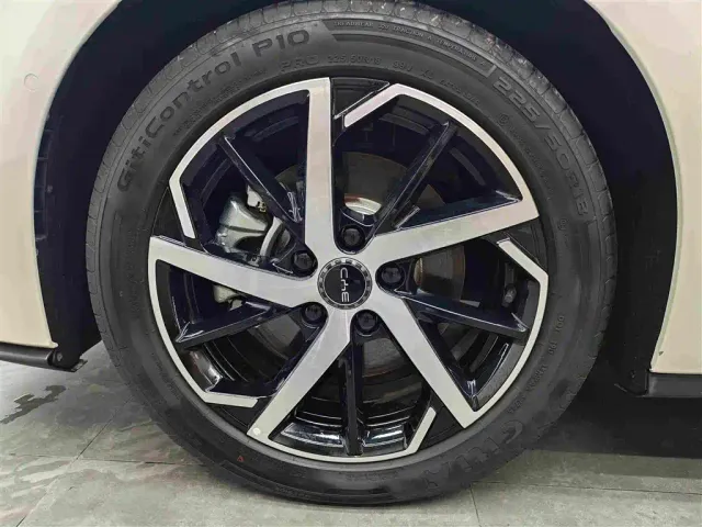 BYD Seal 07 DM-i — Фото автомобиля 19
