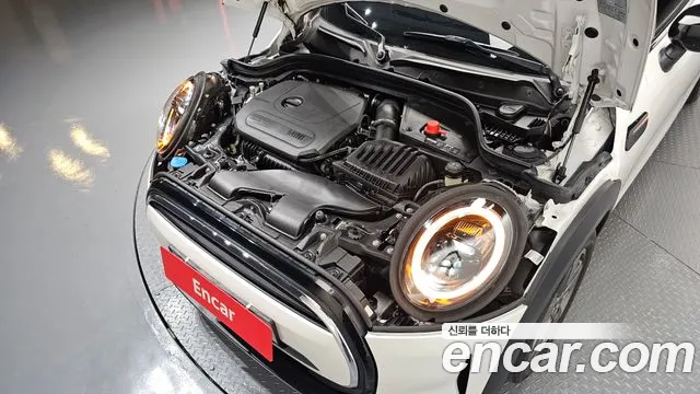 Mini Cooper Cooper 5 дверей Classic — Фото автомобиля 6
