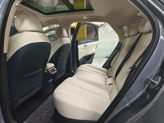 BYD Qin L — Фото автомобиля 13