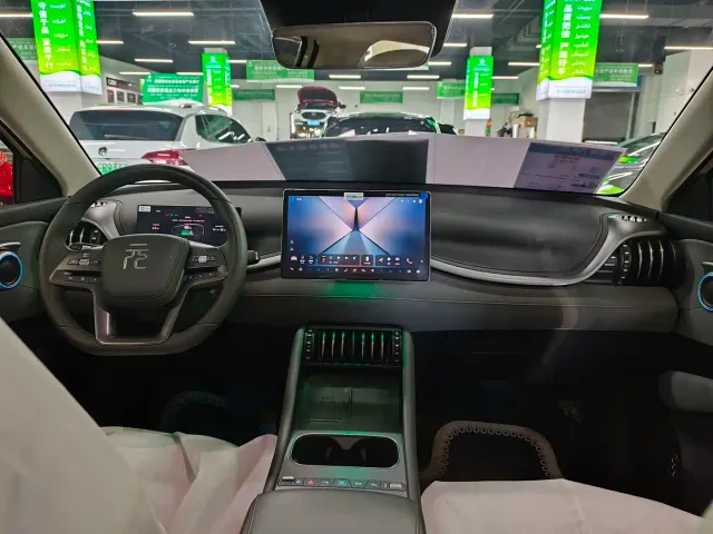 BYD Yuan PLUS — Фото автомобиля 5