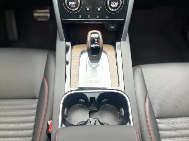 Land Rover Discovery Sport — Фото автомобиля 22
