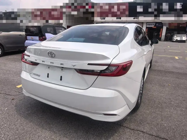 Toyota Camry — Фото автомобиля 5