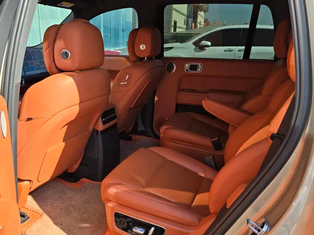 Li Auto L9 — Фото автомобиля 5