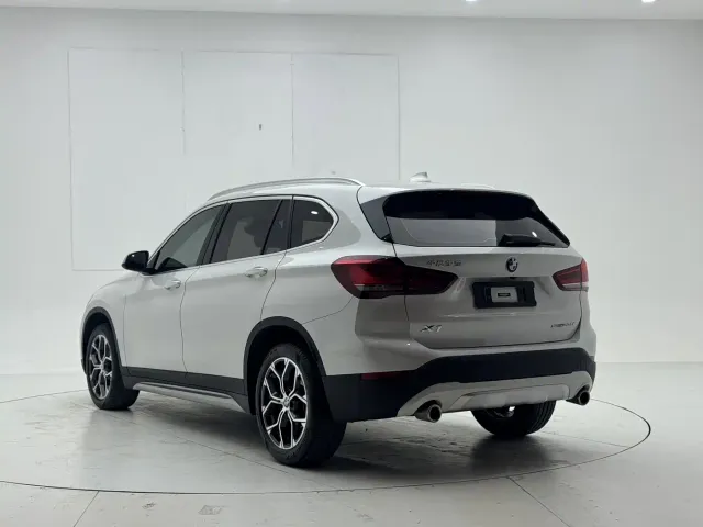 BMW X1 — Фото автомобиля 6