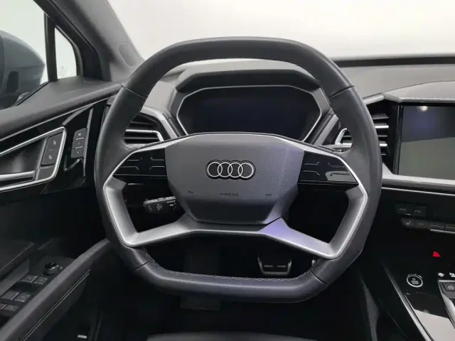 Audi Audi Q4 e-tron 2024 40 e-tron Creation Edition — Фото автомобиля 11