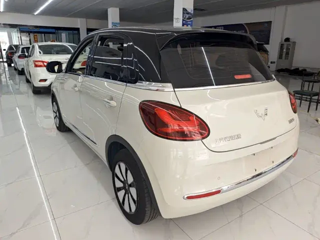 Wuling Bingo — Фото автомобиля 4