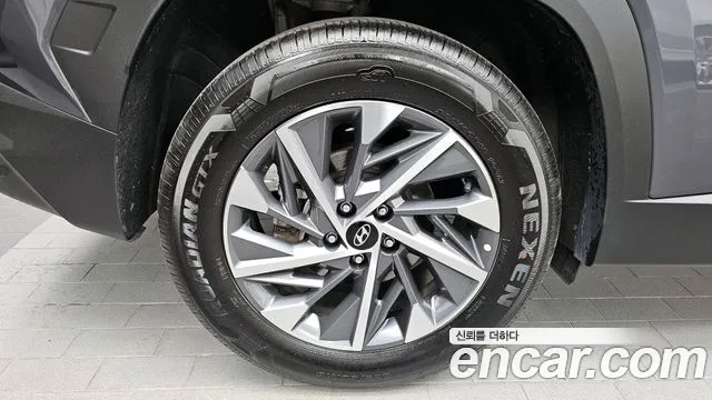 Hyundai Tucson Tucson (NX4) Бензин 1.6 турбо 2WD — Фото автомобиля 5