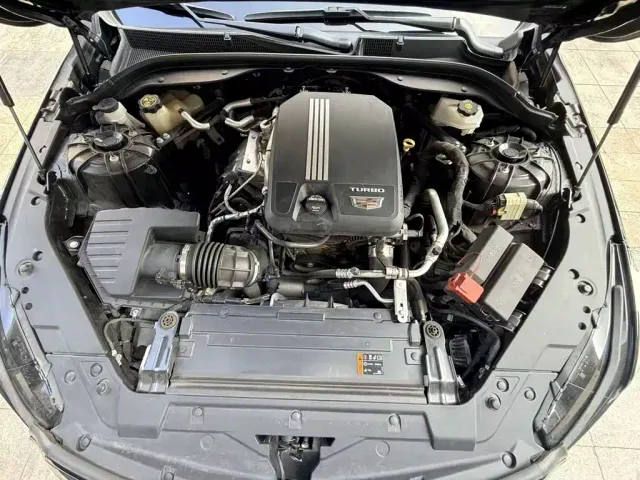 Cadillac CT5 — Фото автомобиля 3