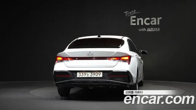 Hyundai Avante CN7 — Фото автомобиля 4