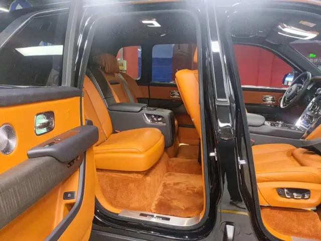 Rolls-Royce Cullinan — Фото автомобиля 5