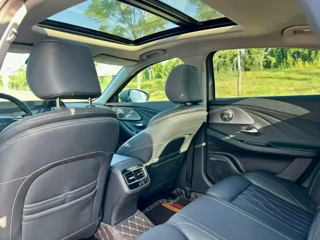 Chery Arrizo 8 — Фото автомобиля 5