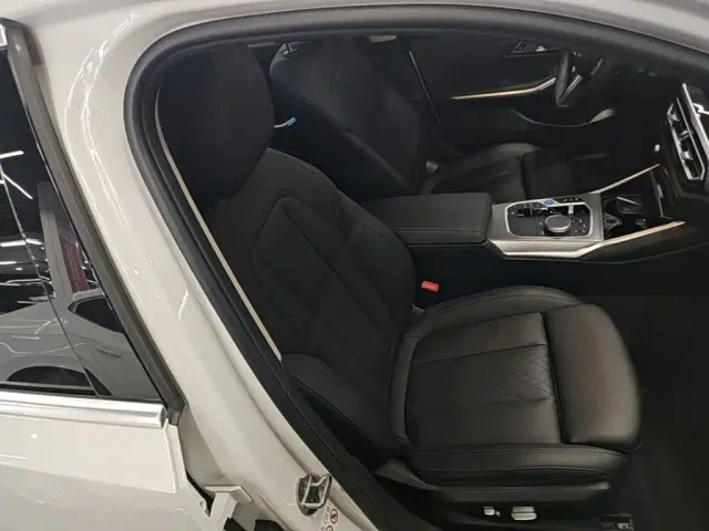 BMW i3 — Фото автомобиля 24