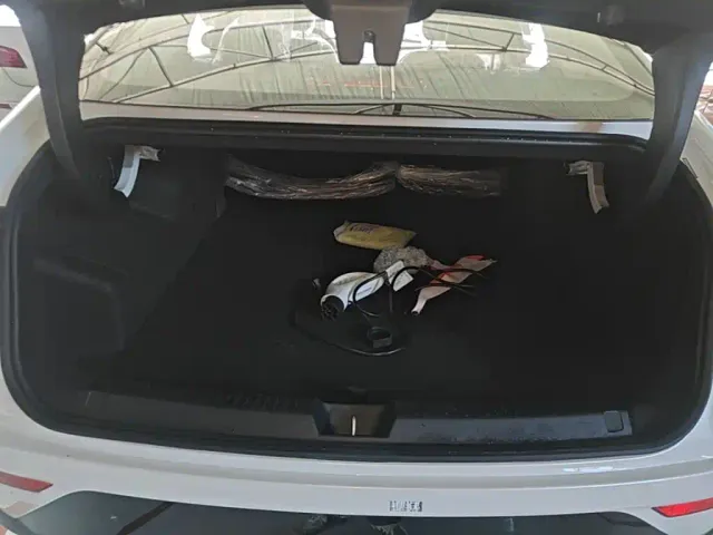 Wuling Starlight — Фото автомобиля 18