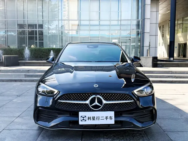 Mercedes-Benz C-Class — Фото автомобиля 2