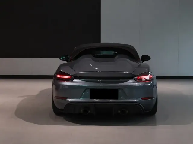 Porsche 718 — Фото автомобиля 5