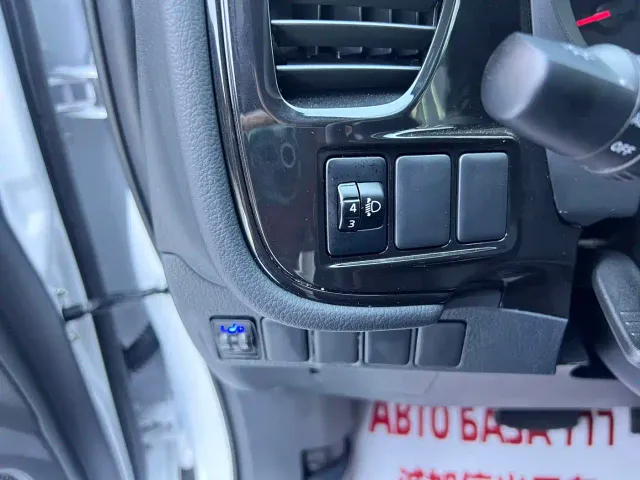 Mitsubishi Outlander — Фото автомобиля 8
