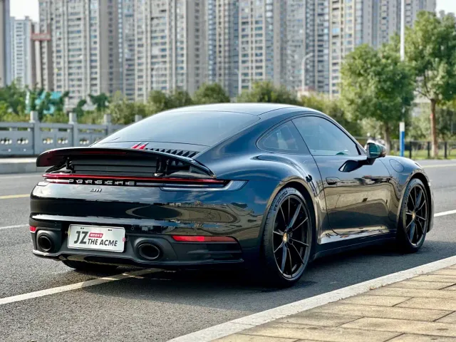 Porsche 911 — Фото автомобиля 14