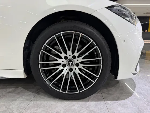 Mercedes-Benz C-Class — Фото автомобиля 12