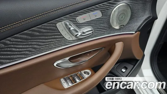 Mercedes-Benz E-Class W213 — Фото автомобиля 27