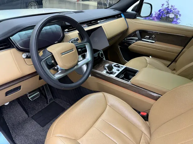 Land Rover Range Rover — Фото автомобиля 15
