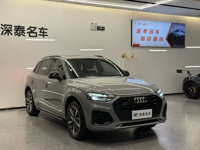 Audi Q5L — Фото автомобиля 3