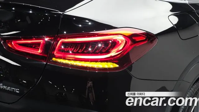 Mercedes-Benz GLE-Class — Фото автомобиля 8