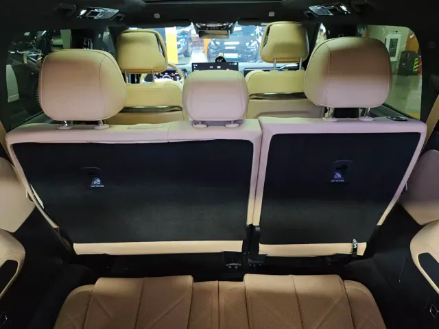 Fang Cheng Bao Leopard 8 2025 Zhiyong Flagship 7-Seater — Фото автомобиля 11