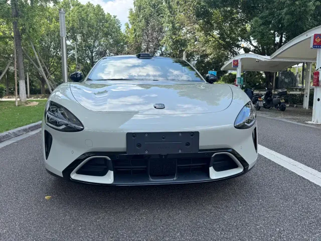 Xiaomi SU7 — Фото автомобиля 2