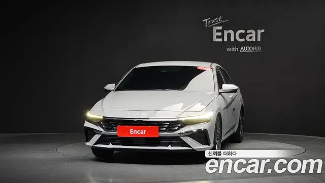 Hyundai AVANTE Новый Avante (CN7) — Фото автомобиля 3