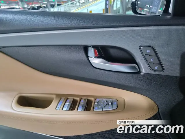 Hyundai Santafe — Фото автомобиля 14