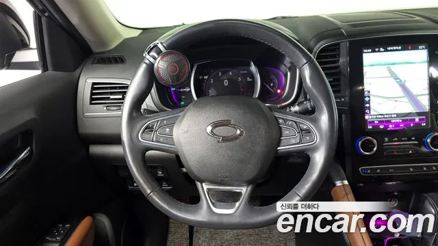 Renault-KoreaSamsung QM6 Новый QM6 2.0 LPe RE Signature 2WD — Фото автомобиля 14
