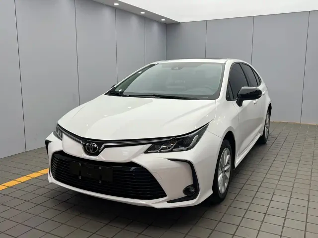 Фотография автомобиля — Toyota Corolla