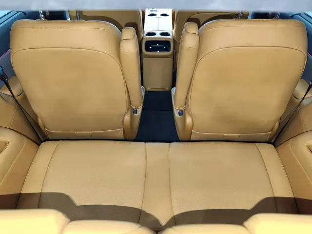 IM Motors LS8 — Фото автомобиля 8