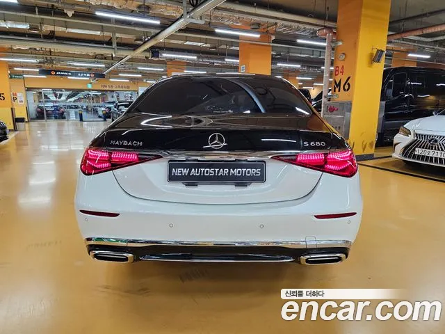 Mercedes-Benz S-Class — Фото автомобиля 4