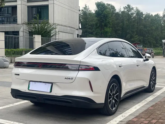 Changan Qiyuan A06 — Фото автомобиля 4