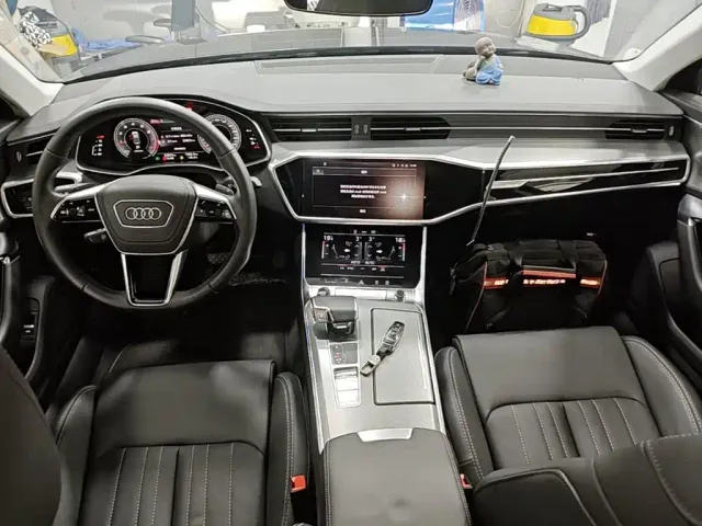 Audi A6L — Фото автомобиля 9