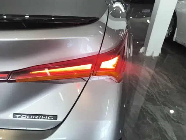 Toyota Avalon — Фото автомобиля 7