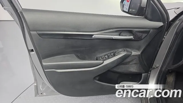 Kia Seltos — Фото автомобиля 13
