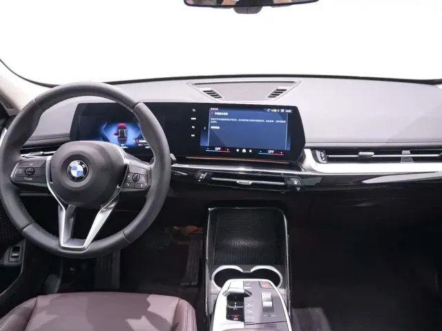 BMW X1 — Фото автомобиля 13